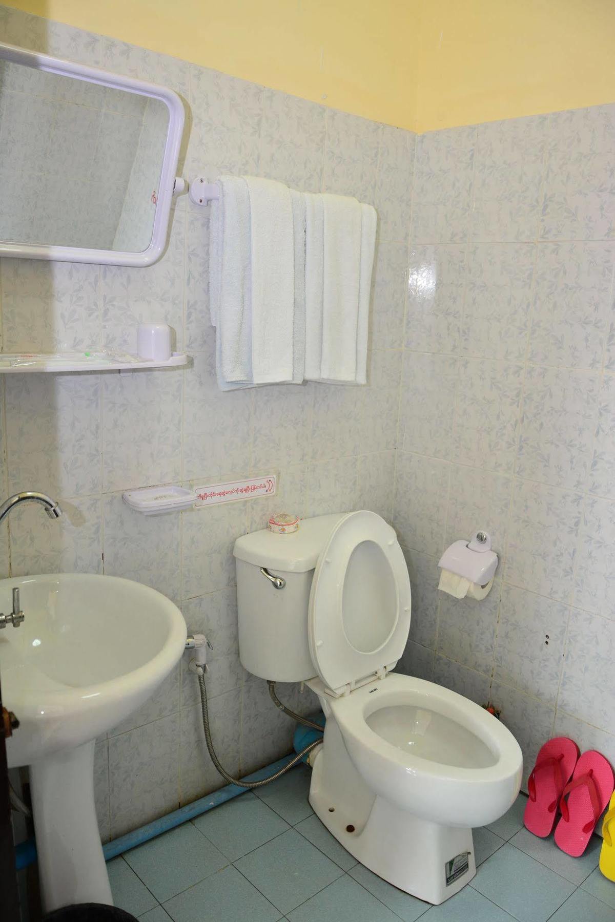 Hotel 99 Pyin Oo Lwin Ngoại thất bức ảnh